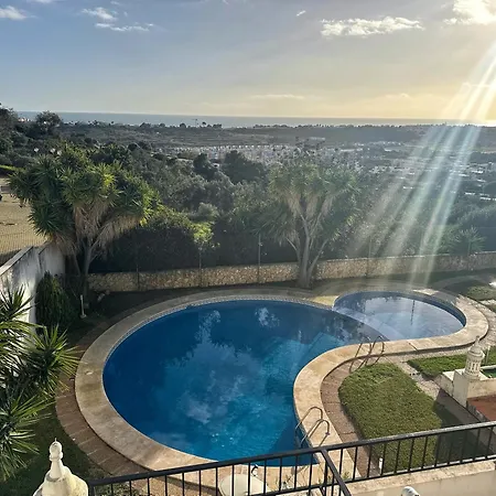 Cliff Enchantment - Pool And Sea View In 아파트