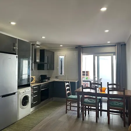 Apartman Cliff Enchantment - Pool And Sea View In *